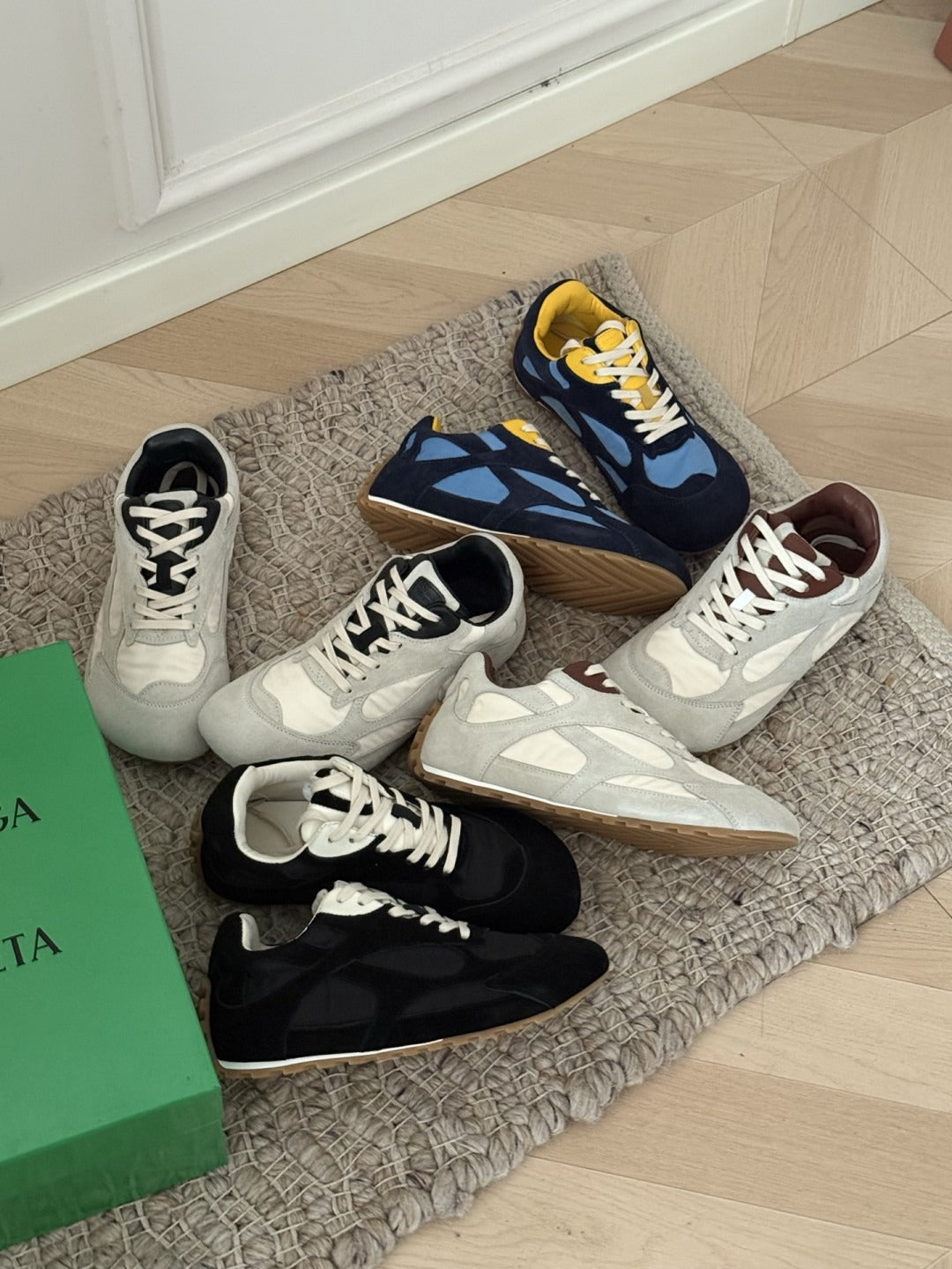Bottega Veneta Vintage-Finish Sneakers