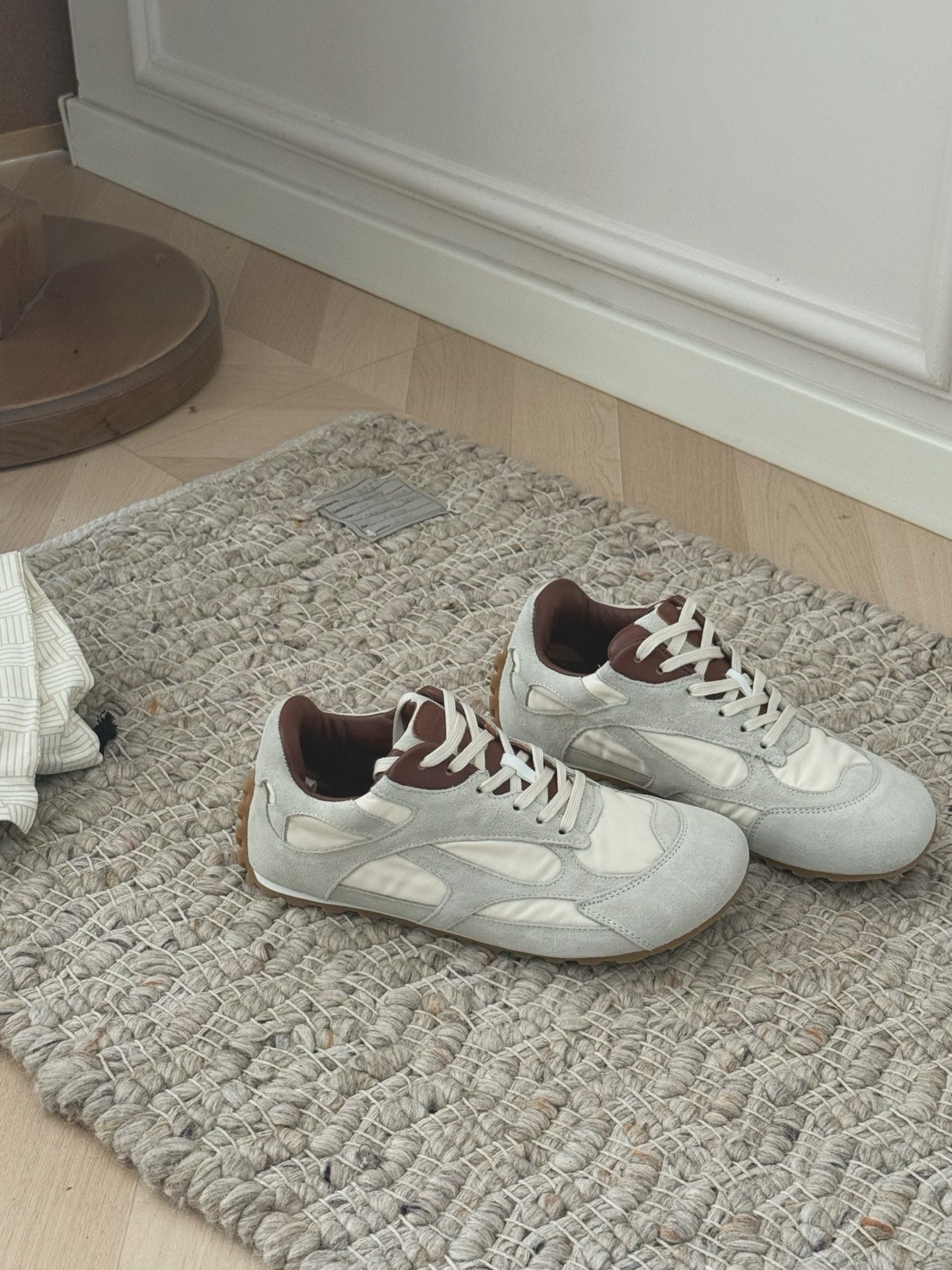 Bottega Veneta Vintage-Finish Sneakers