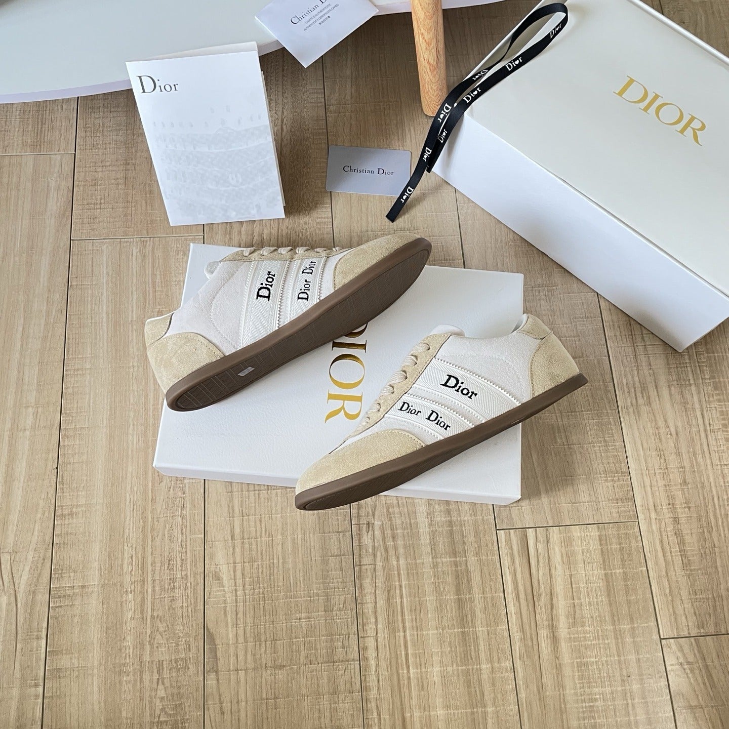 Dior Leather Vintage-Finish Sneakers