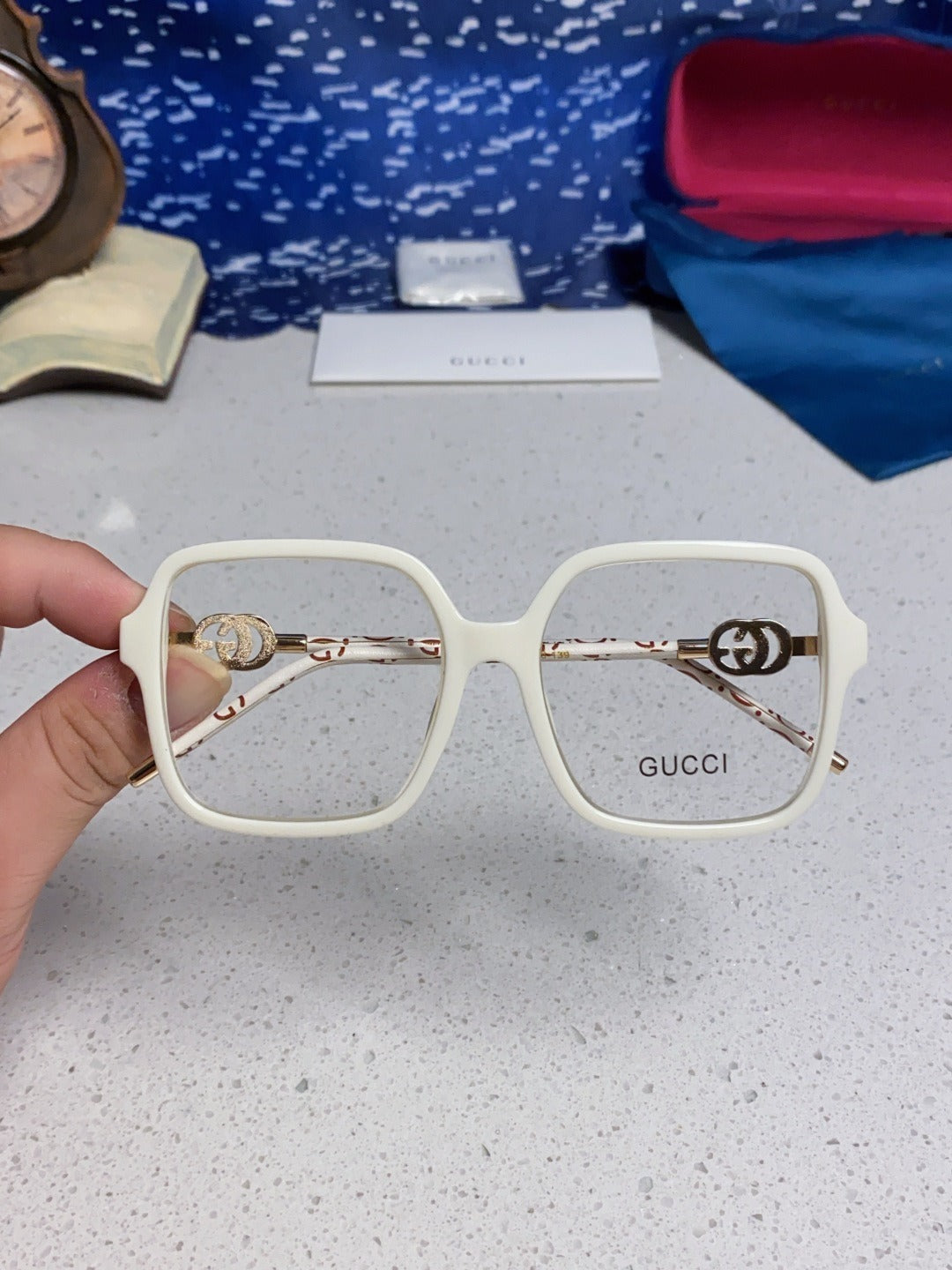 Gucci Vintage-Finish Sunglasses