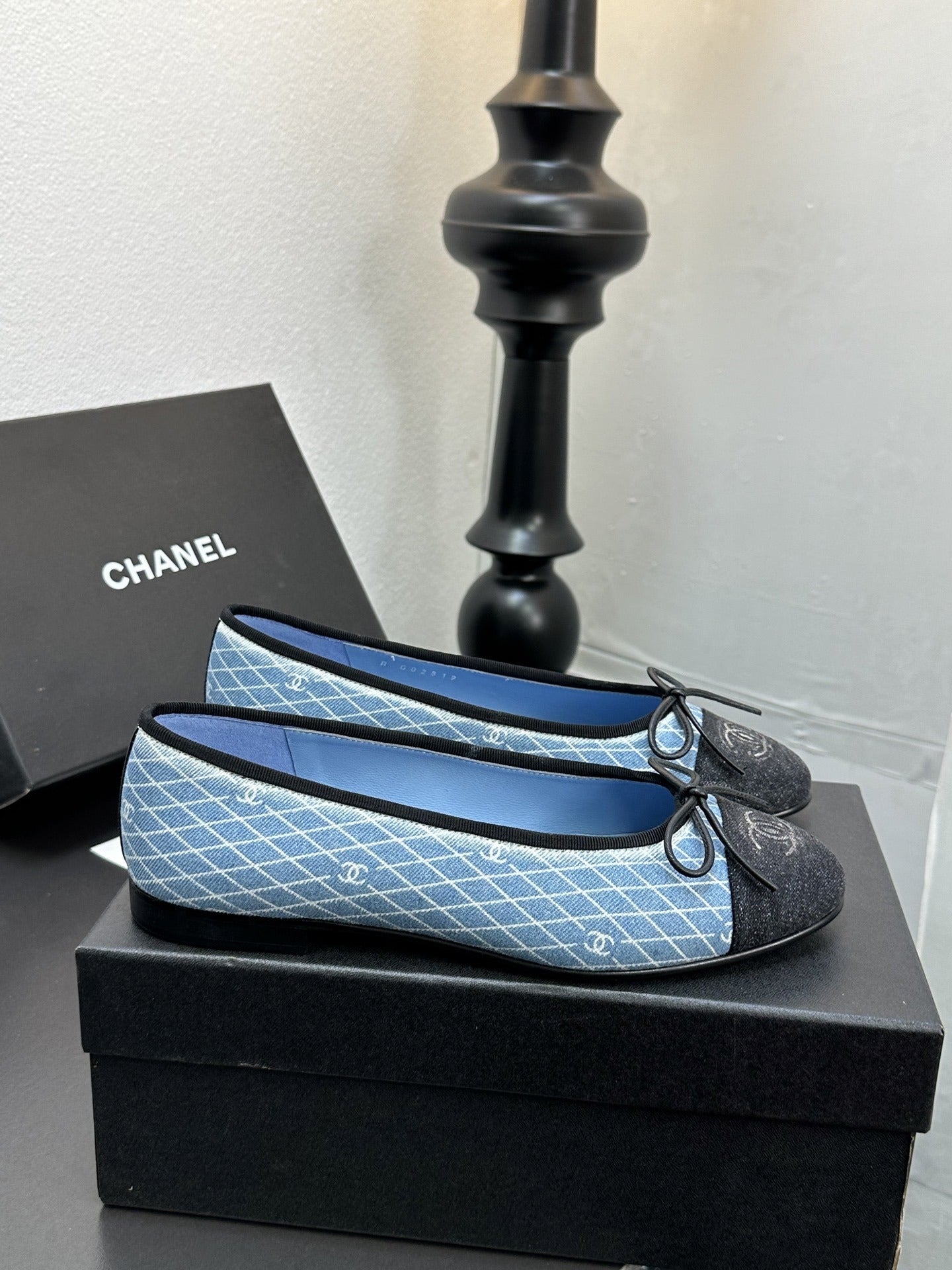 Chanel Lambskin Leather Bow Ballet Flats
