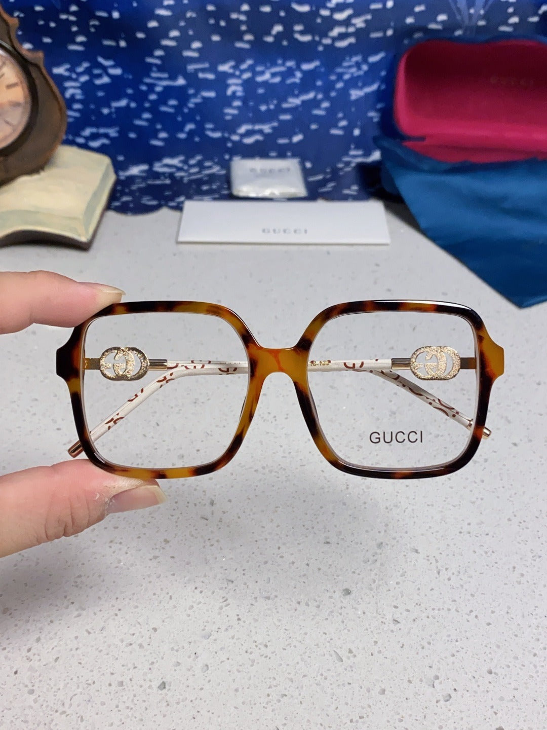 Gucci Vintage-Finish Sunglasses