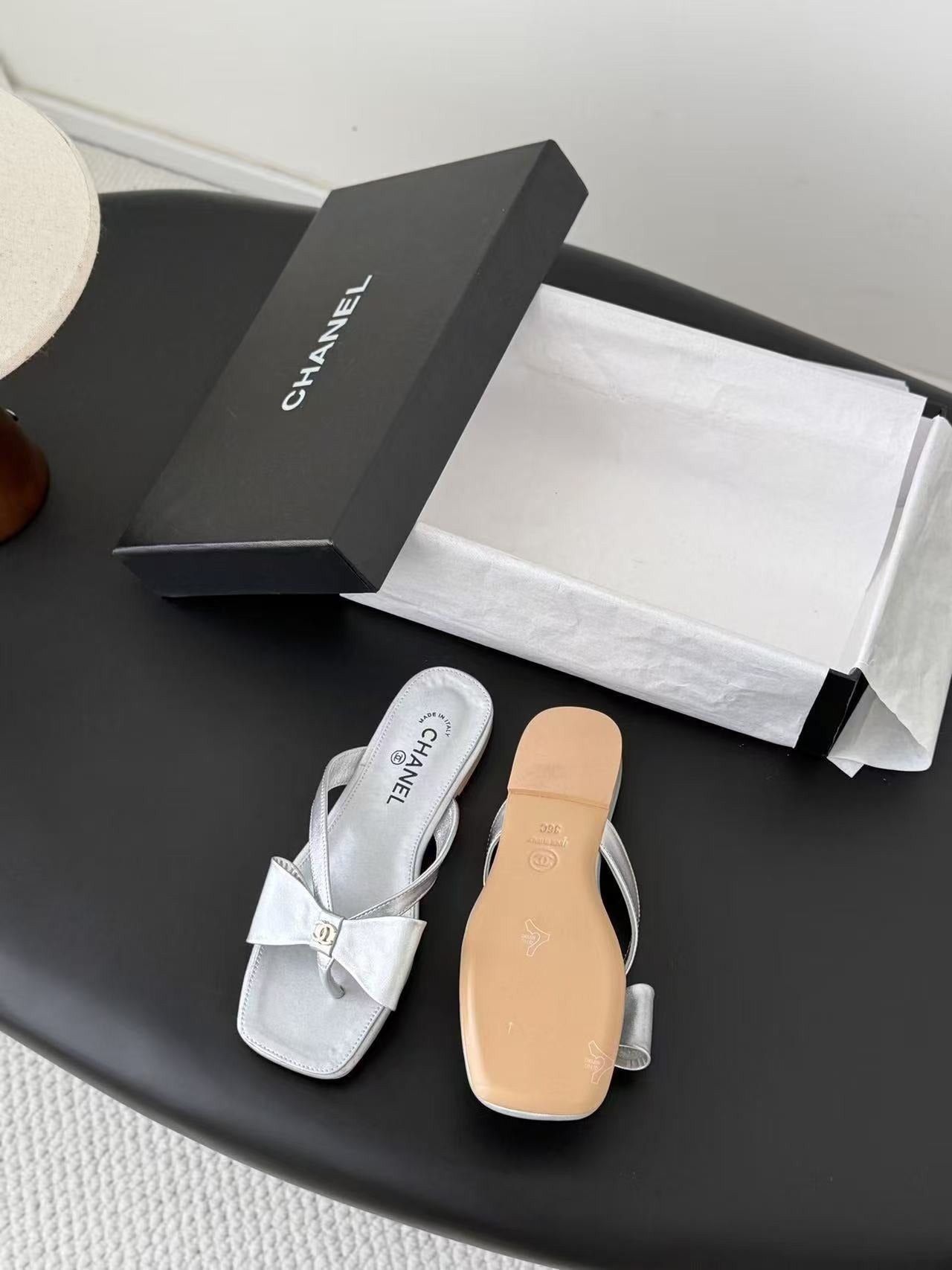Chanel Lambskin Leather Bow Slides