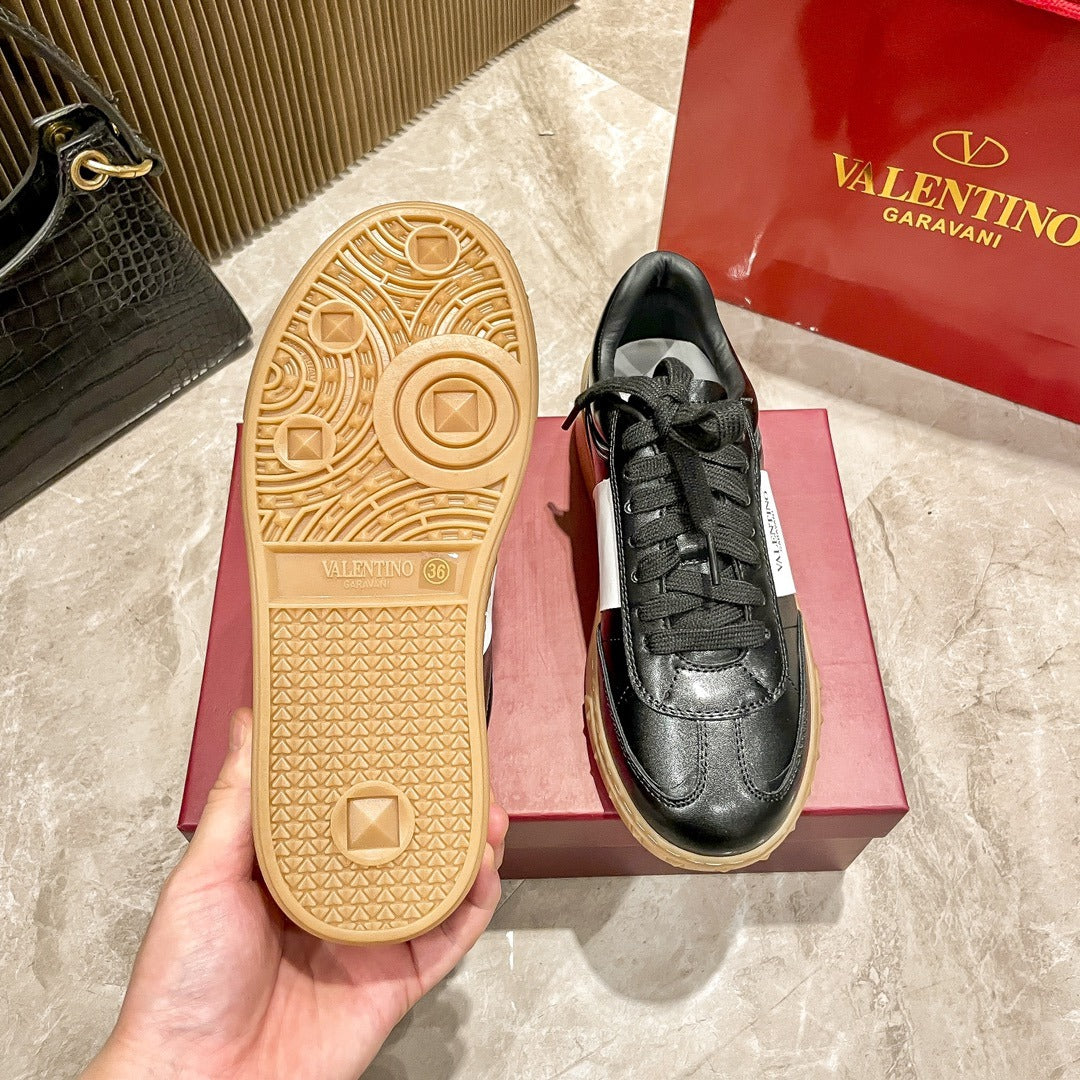 Valentino Sneakers