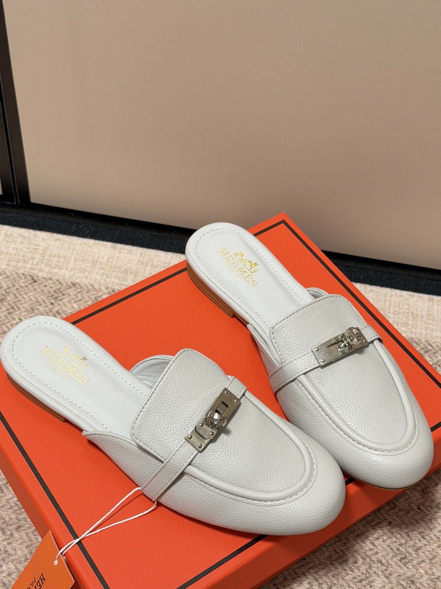 Hermes Calfskin Leather Logo Slides