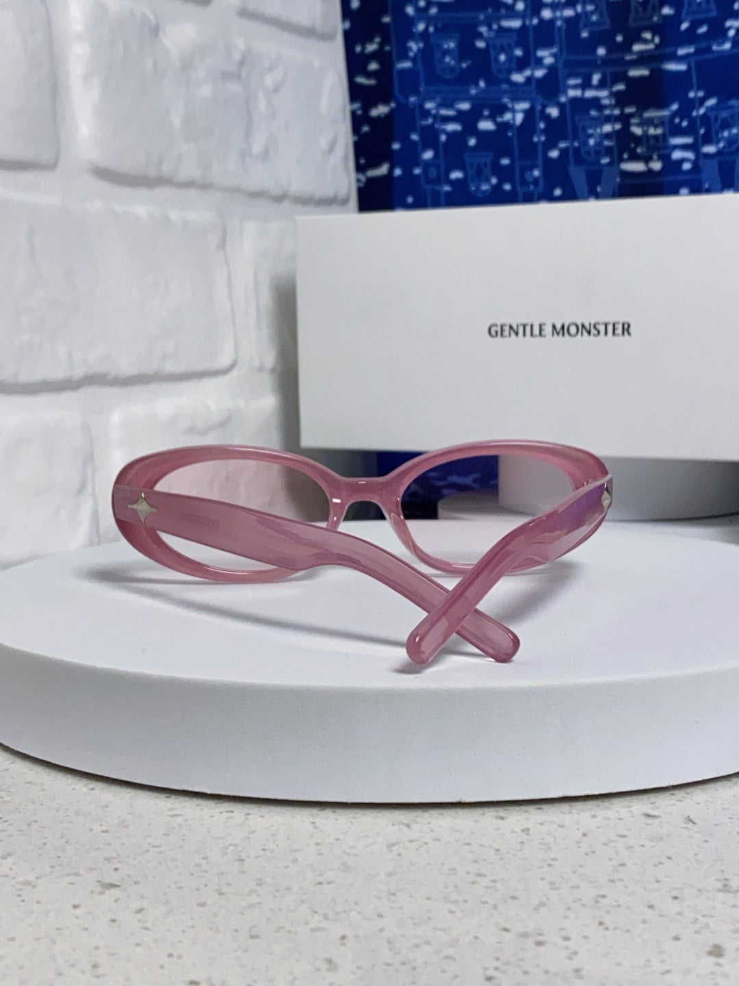 Gentle Monster Round Sunglasses