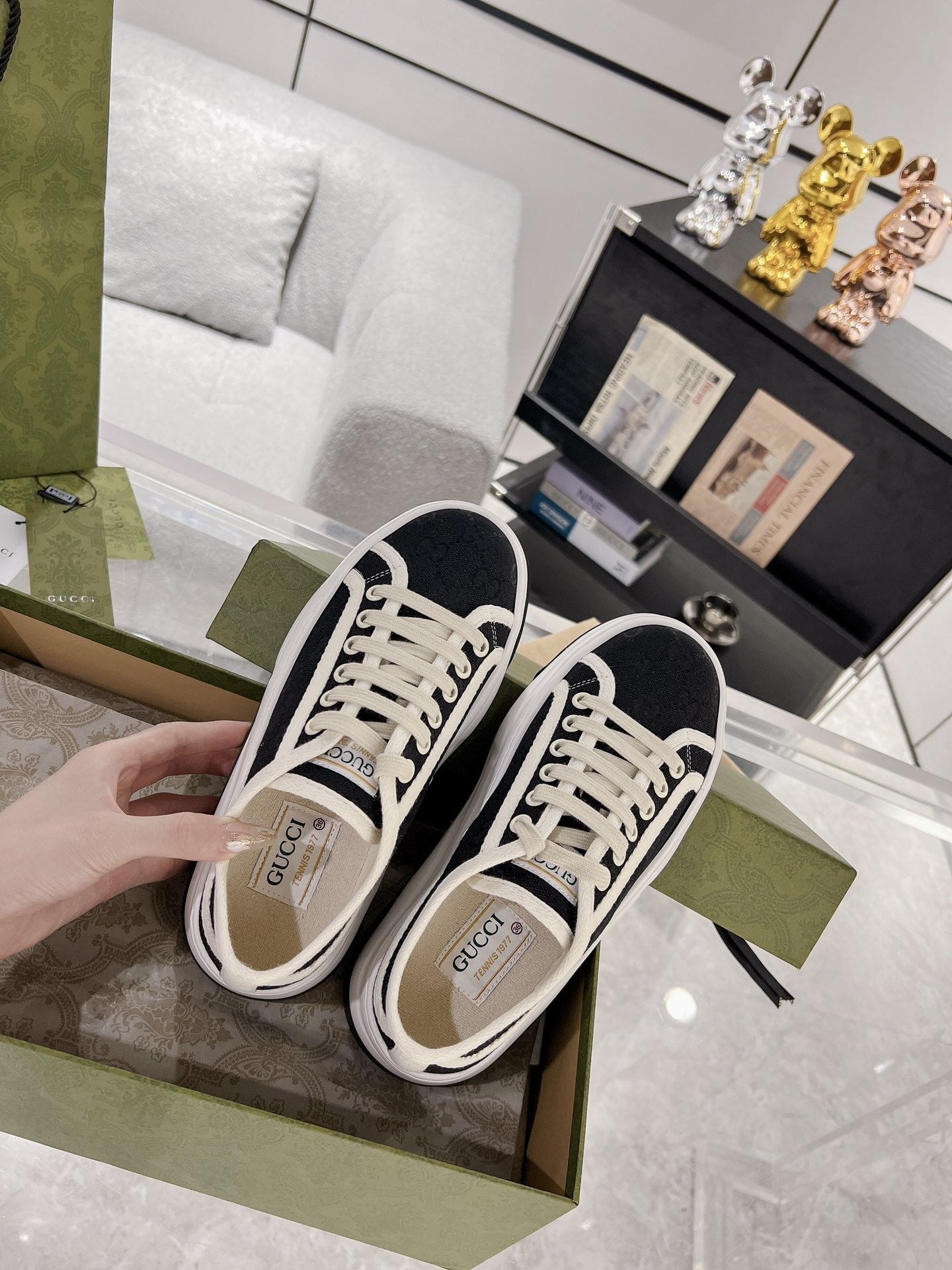 Gucci Canvas Canvas Shoes