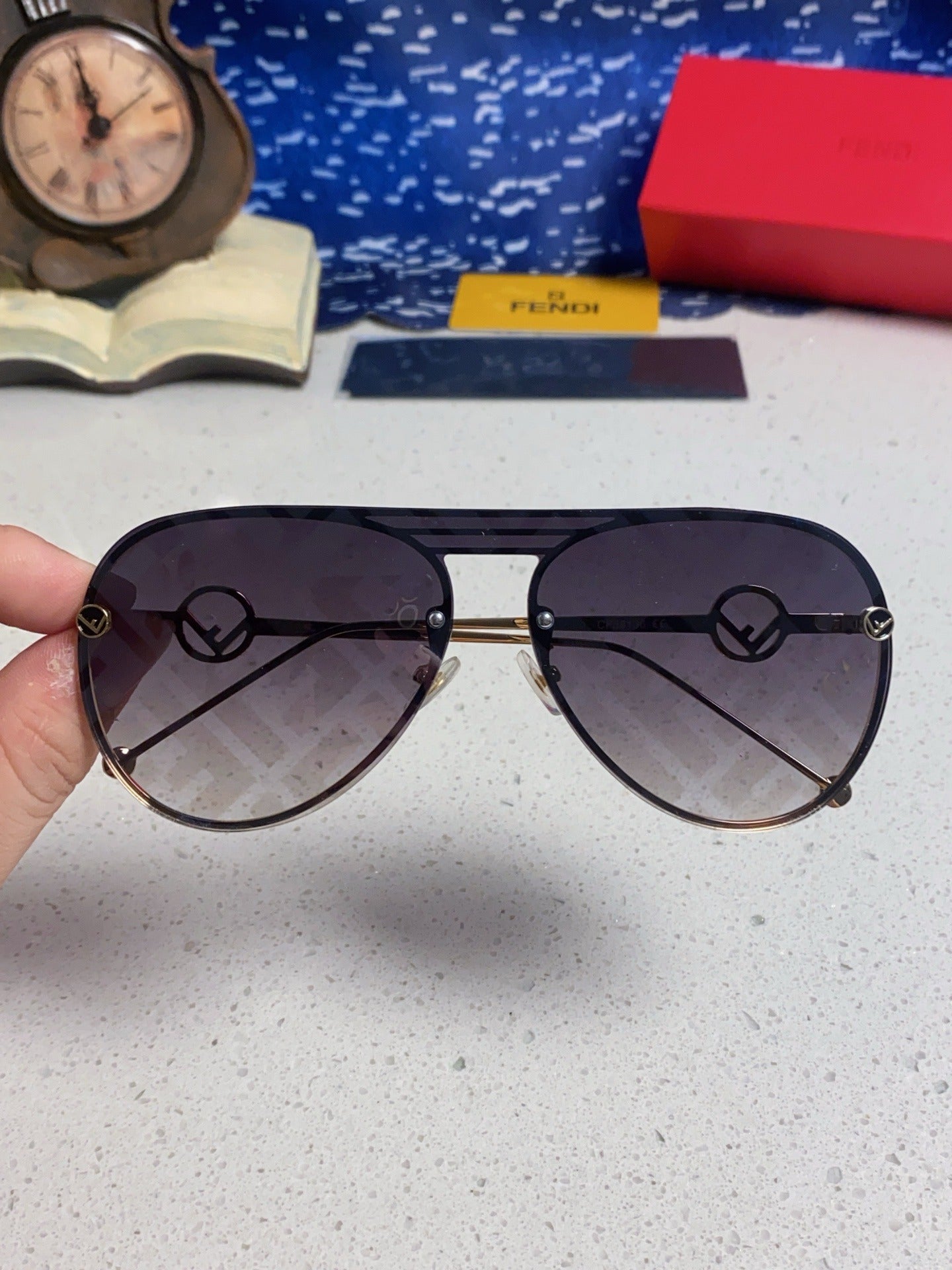 Fendi Logo Sunglasses
