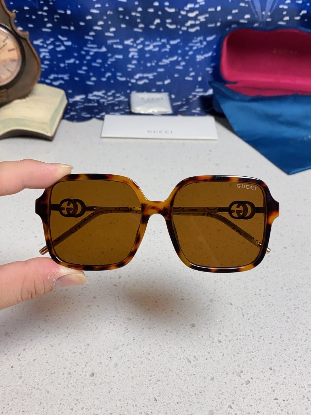 Gucci Vintage-Finish Sunglasses