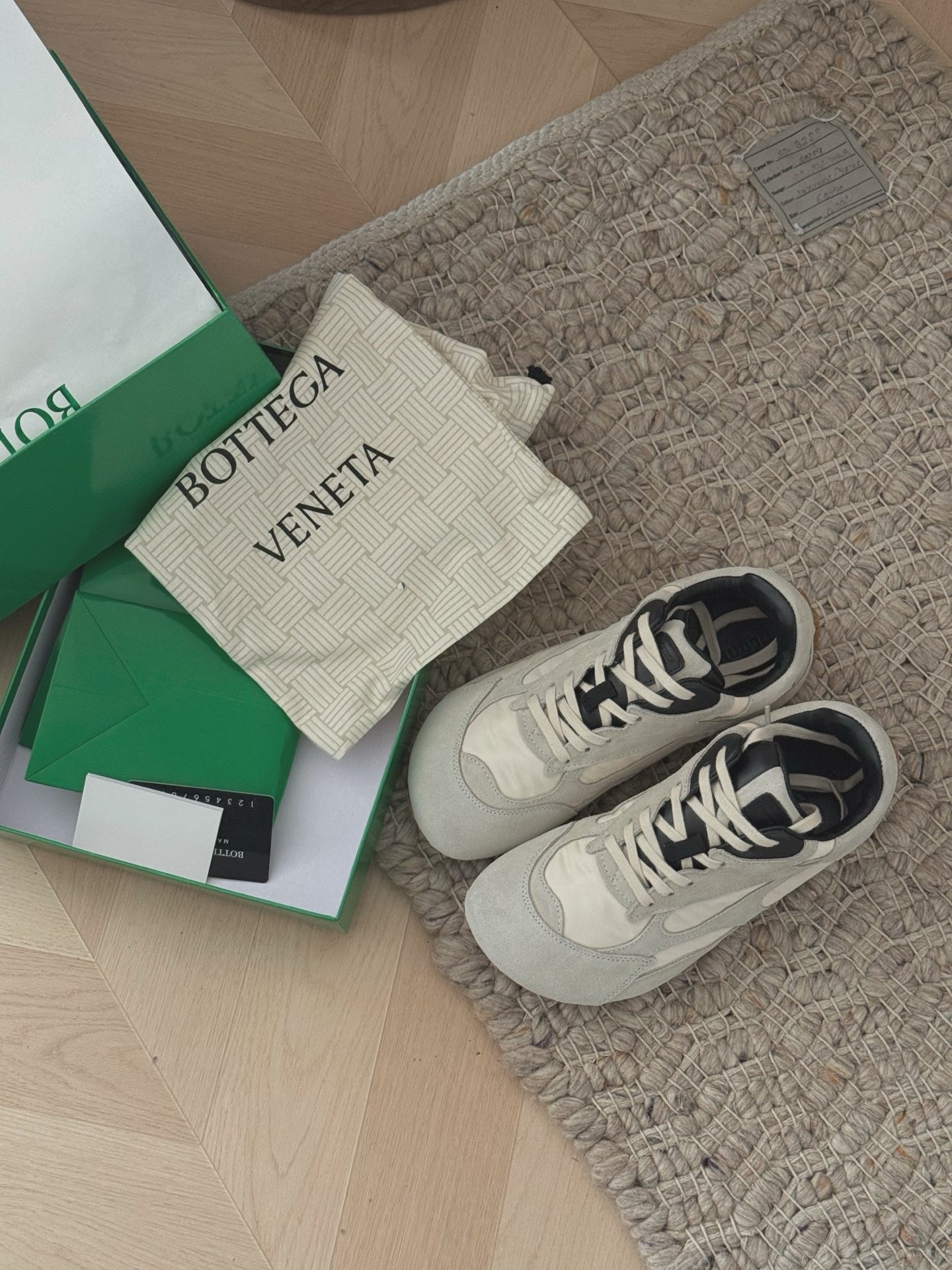 Bottega Veneta Vintage-Finish Sneakers