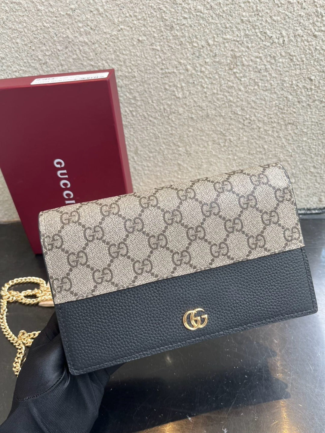 Gucci Black Leather GG Marmont Wallet
