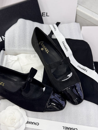 Chanel Patent Leather Bow Shoes