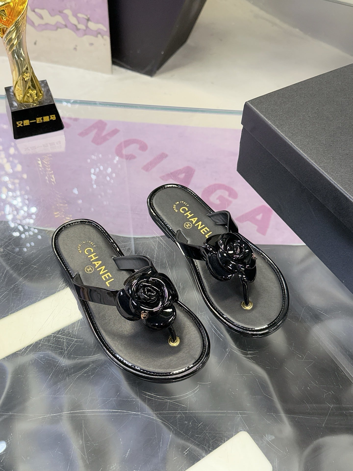 Chanel Slides