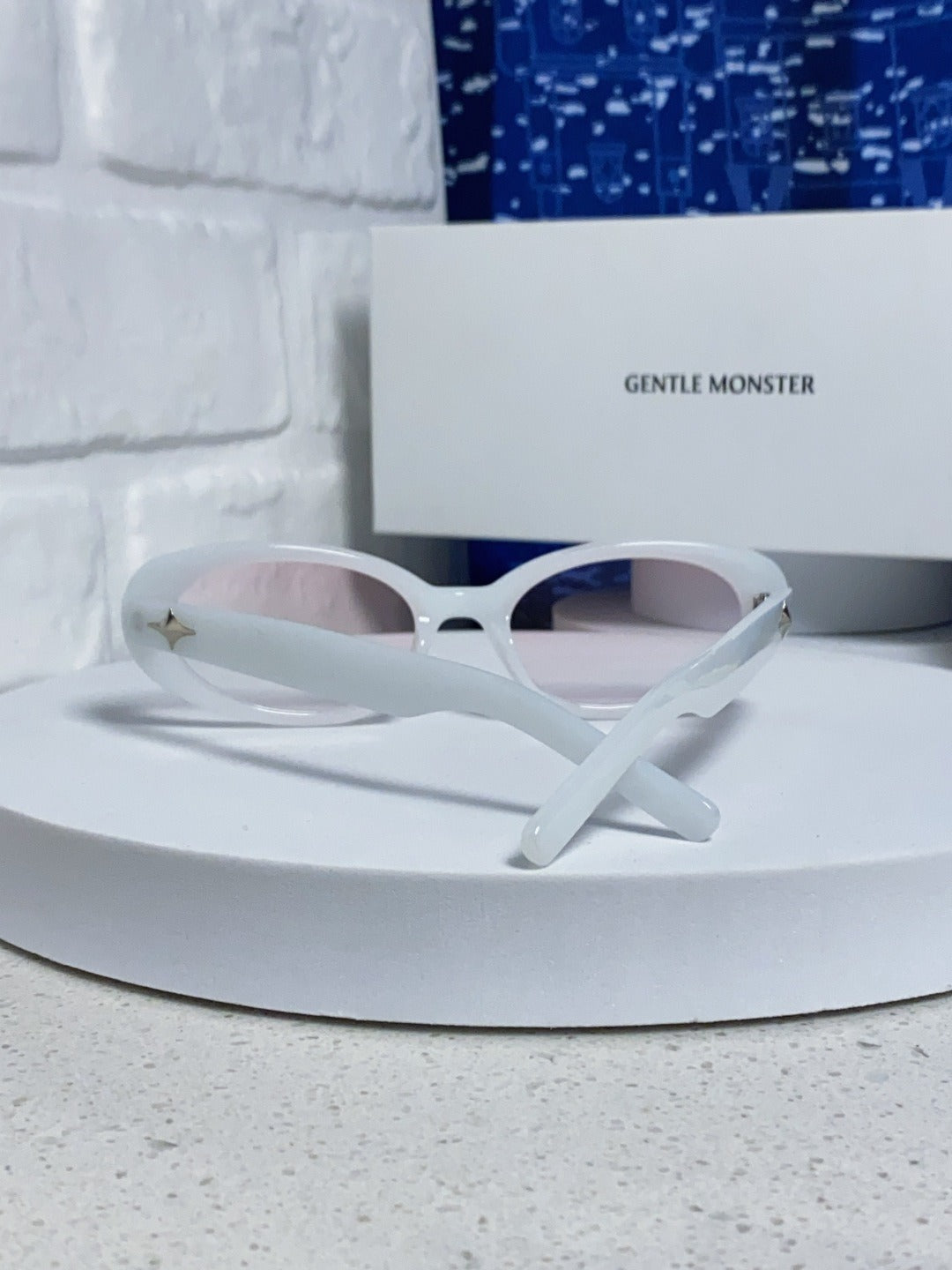 Gentle Monster Round Sunglasses