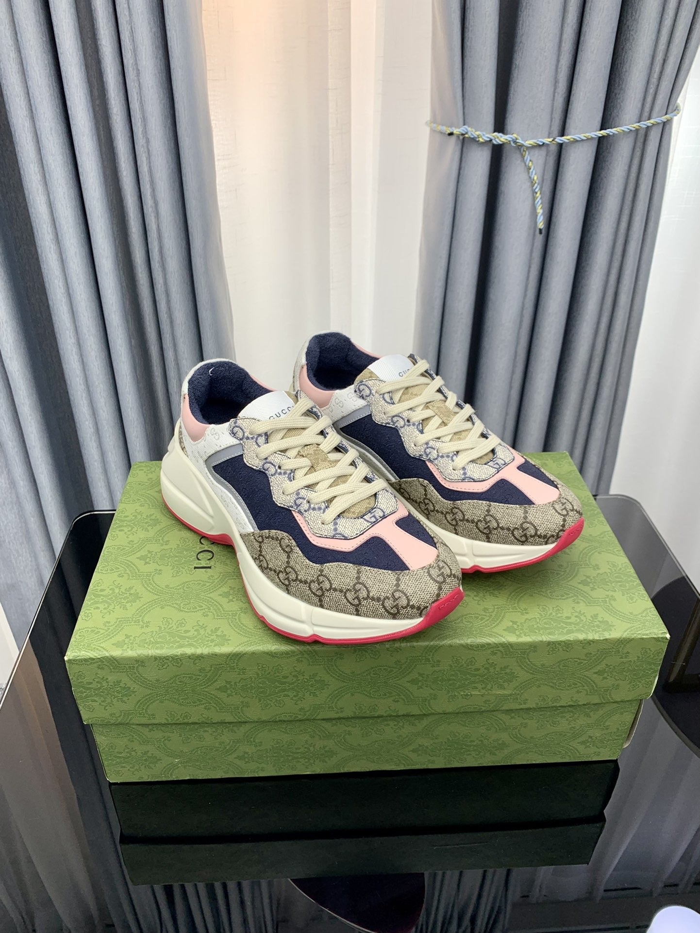 Gucci Lambskin Leather Sneakers