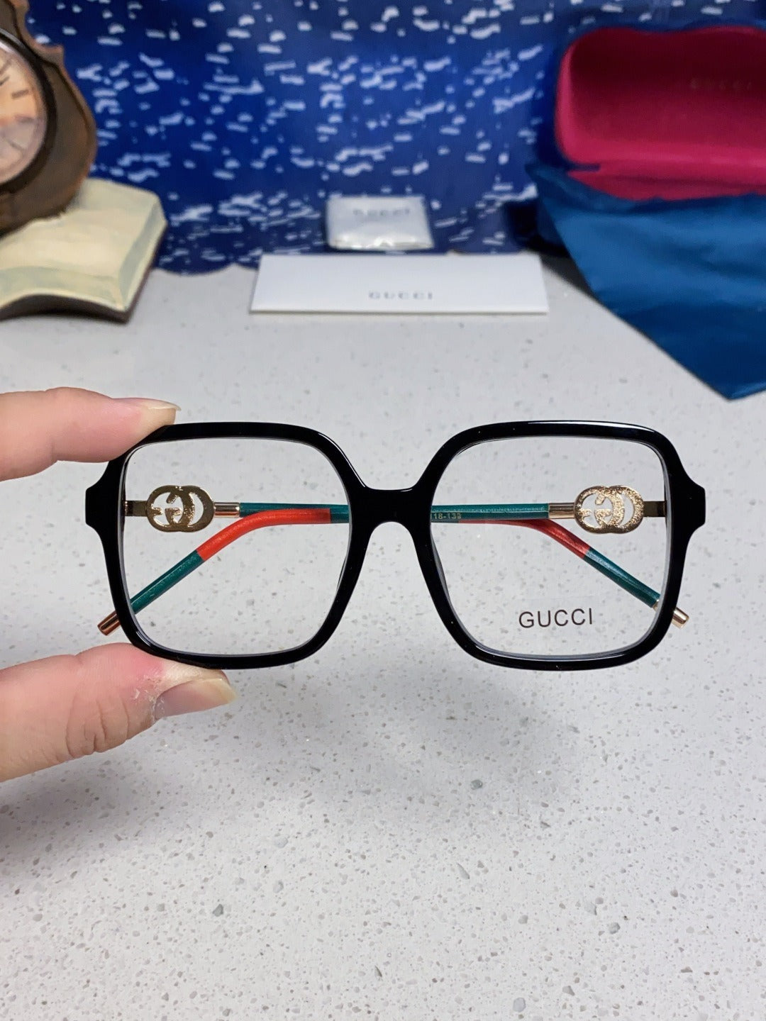 Gucci Vintage-Finish Sunglasses