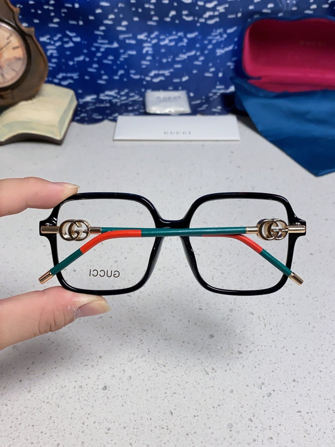 Gucci Vintage-Finish Sunglasses