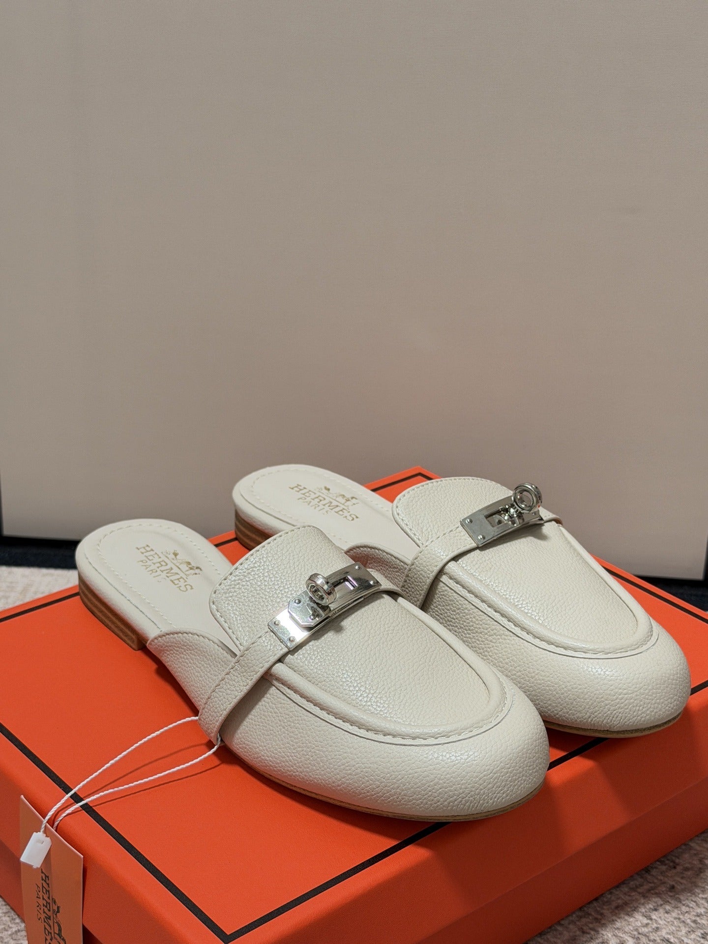 Hermes Calfskin Leather Logo Slides