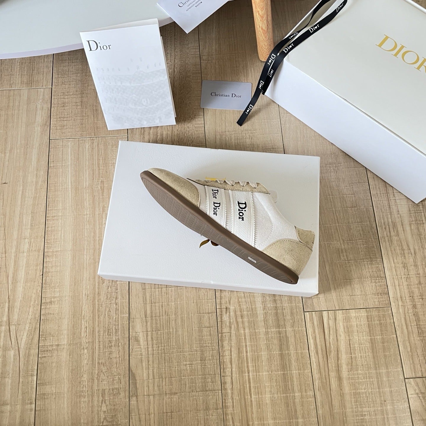 Dior Leather Vintage-Finish Sneakers