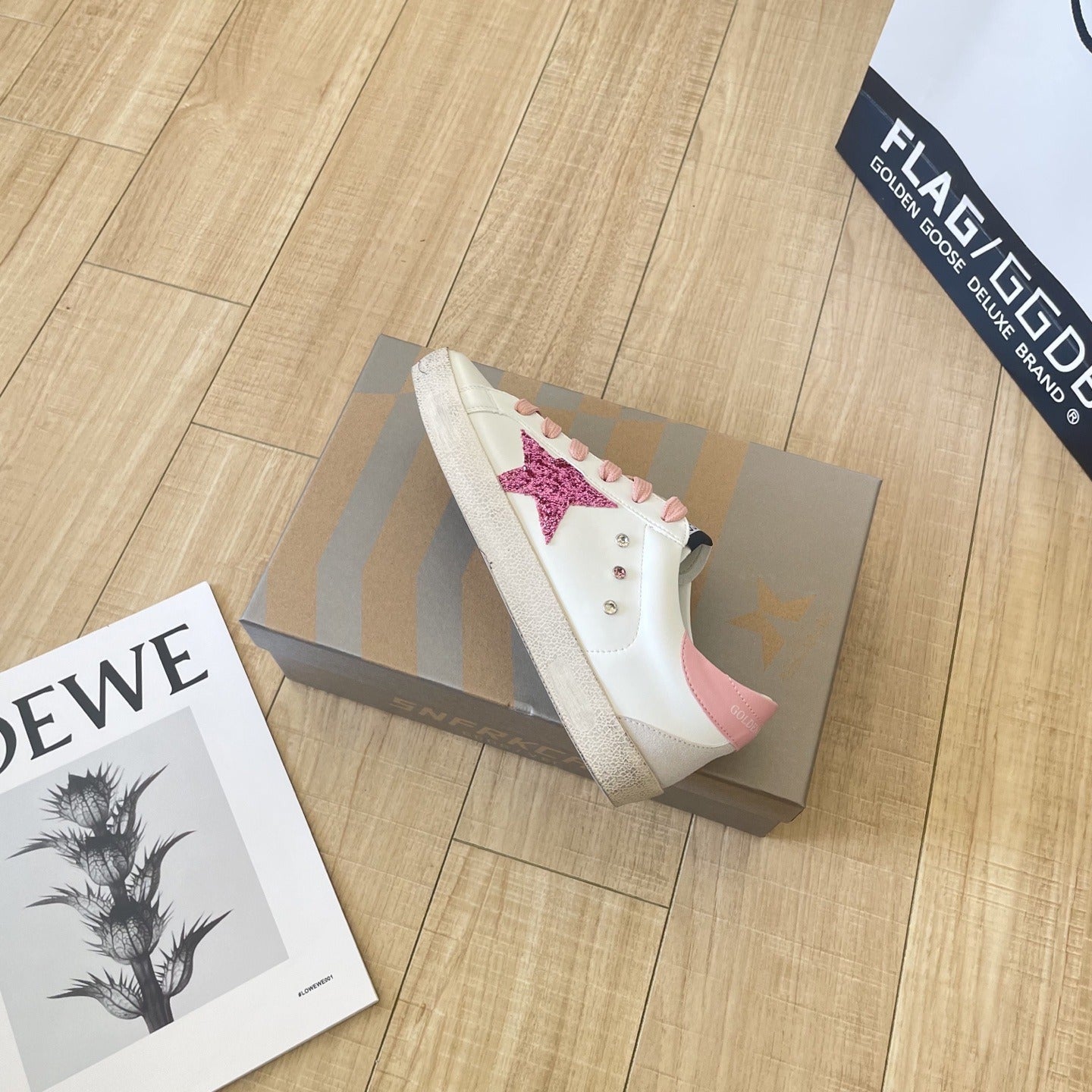 Golden Goose Calfskin Leather Vintage-Finish Sneakers