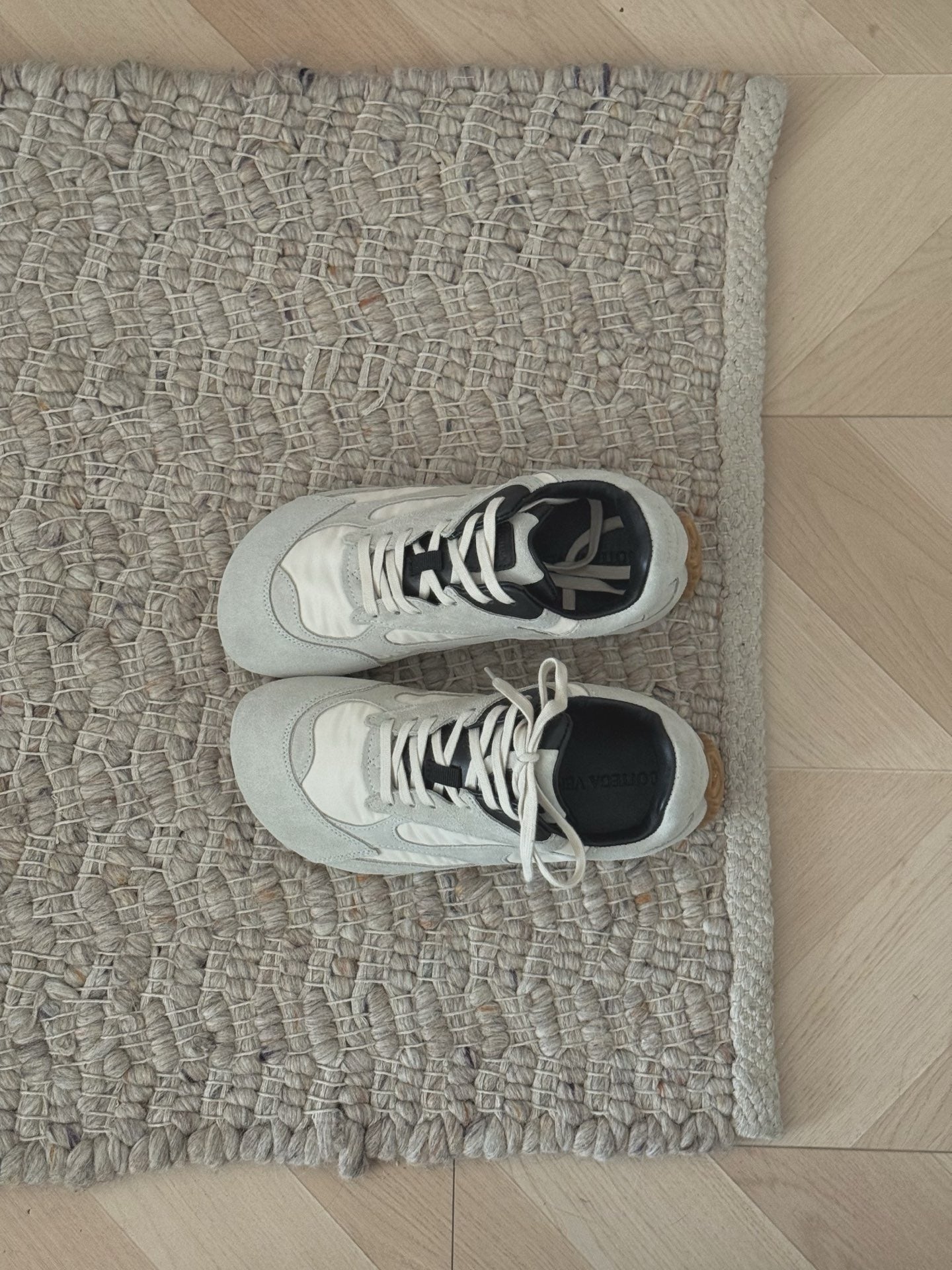 Bottega Veneta Vintage-Finish Sneakers
