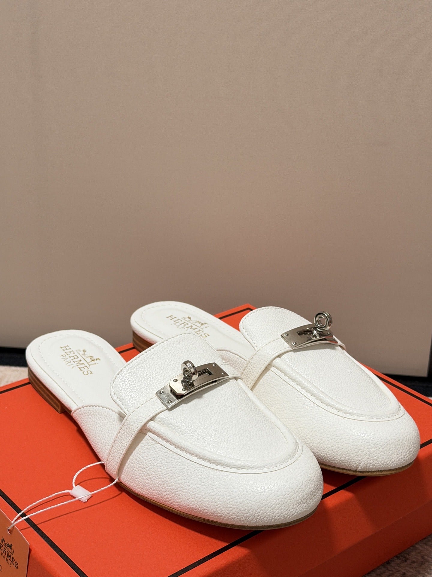 Hermes Calfskin Leather Logo Slides
