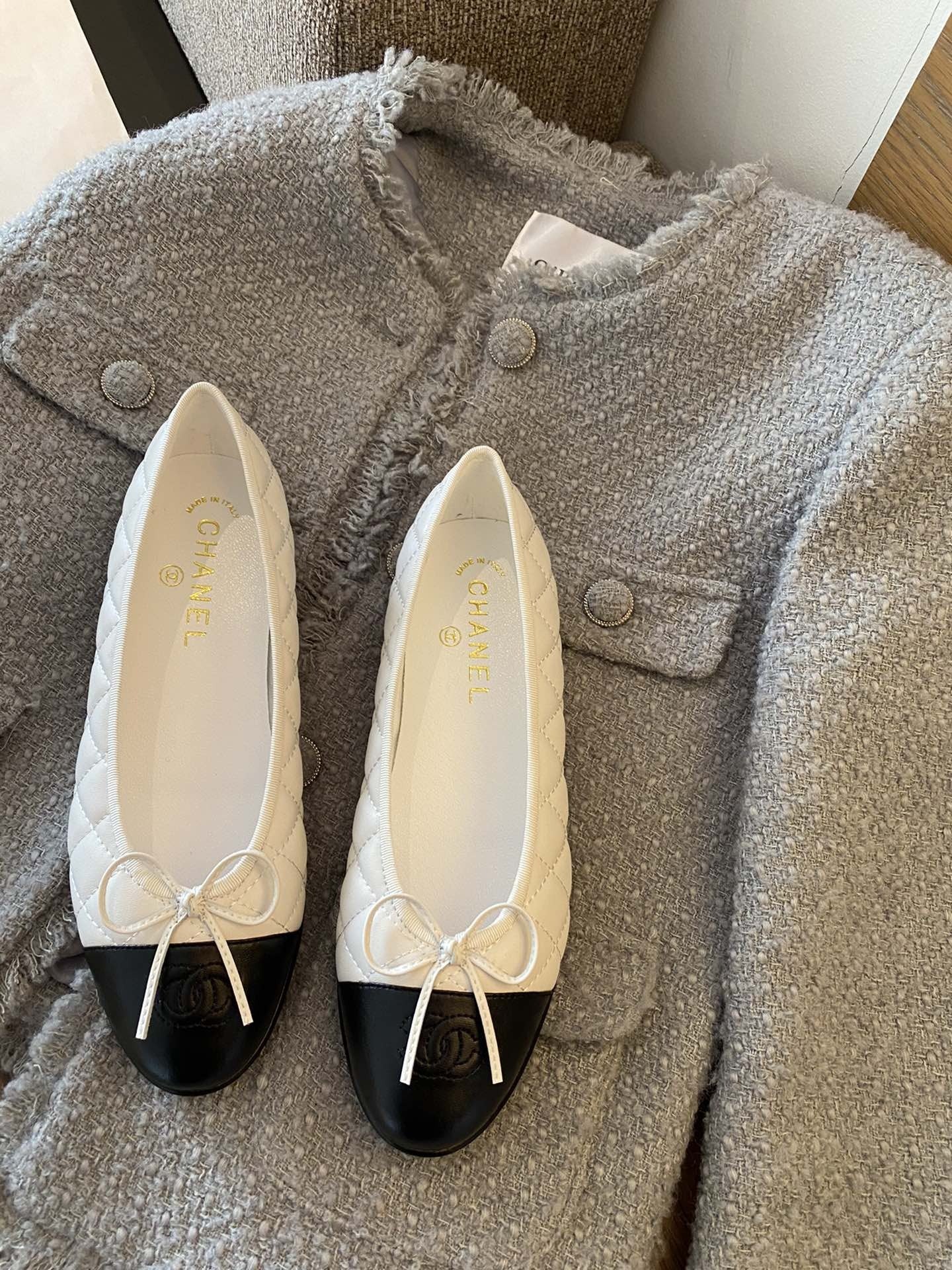 Chanel Leather Bow Ballet Flats