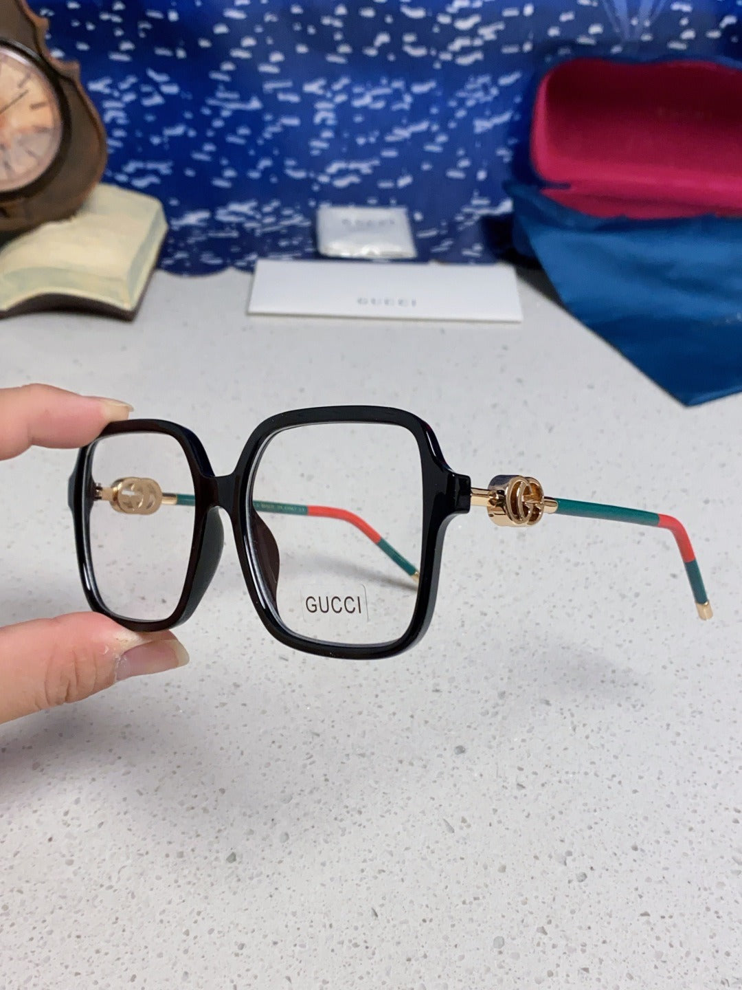 Gucci Vintage-Finish Sunglasses
