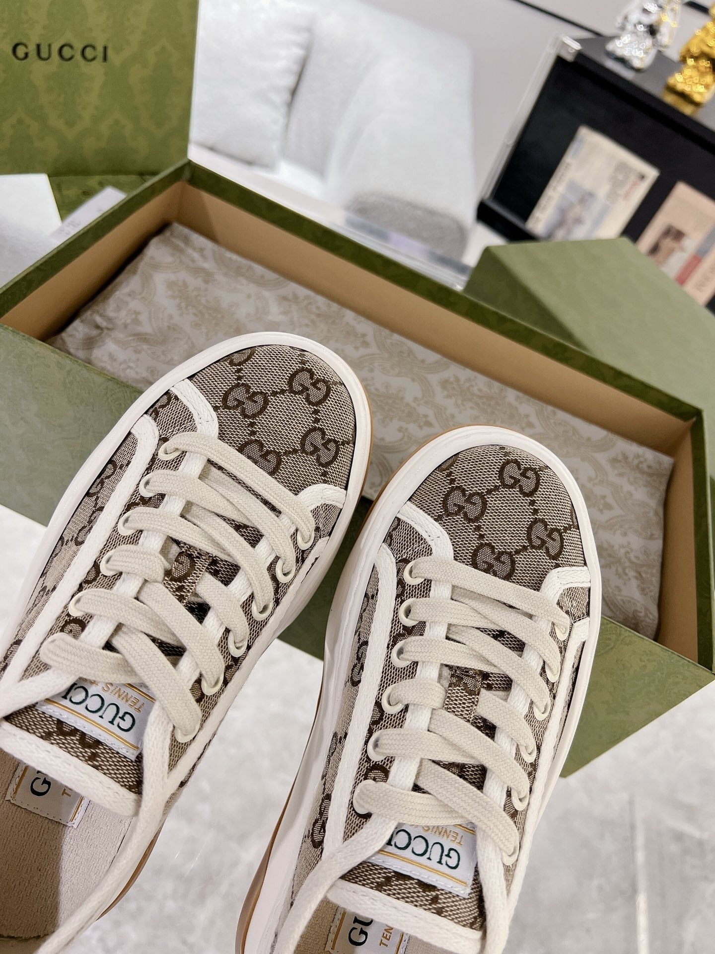 Gucci Canvas Canvas Shoes