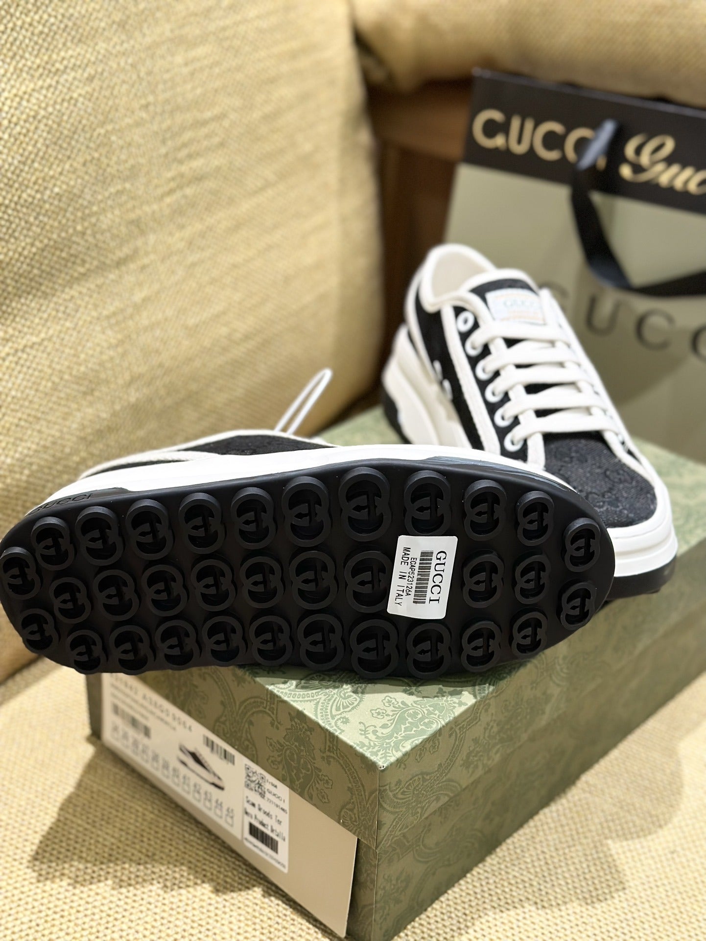 Gucci Canvas Canvas Shoes