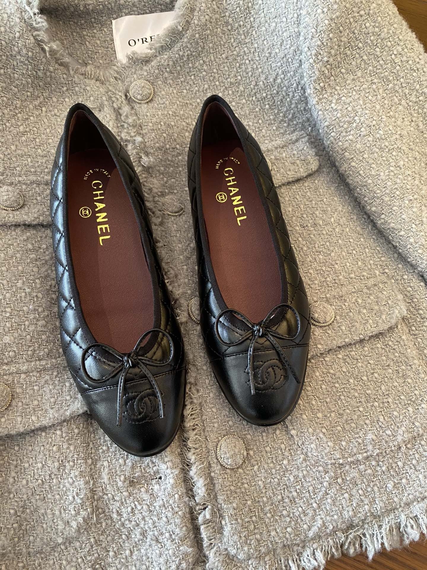Chanel Leather Bow Ballet Flats