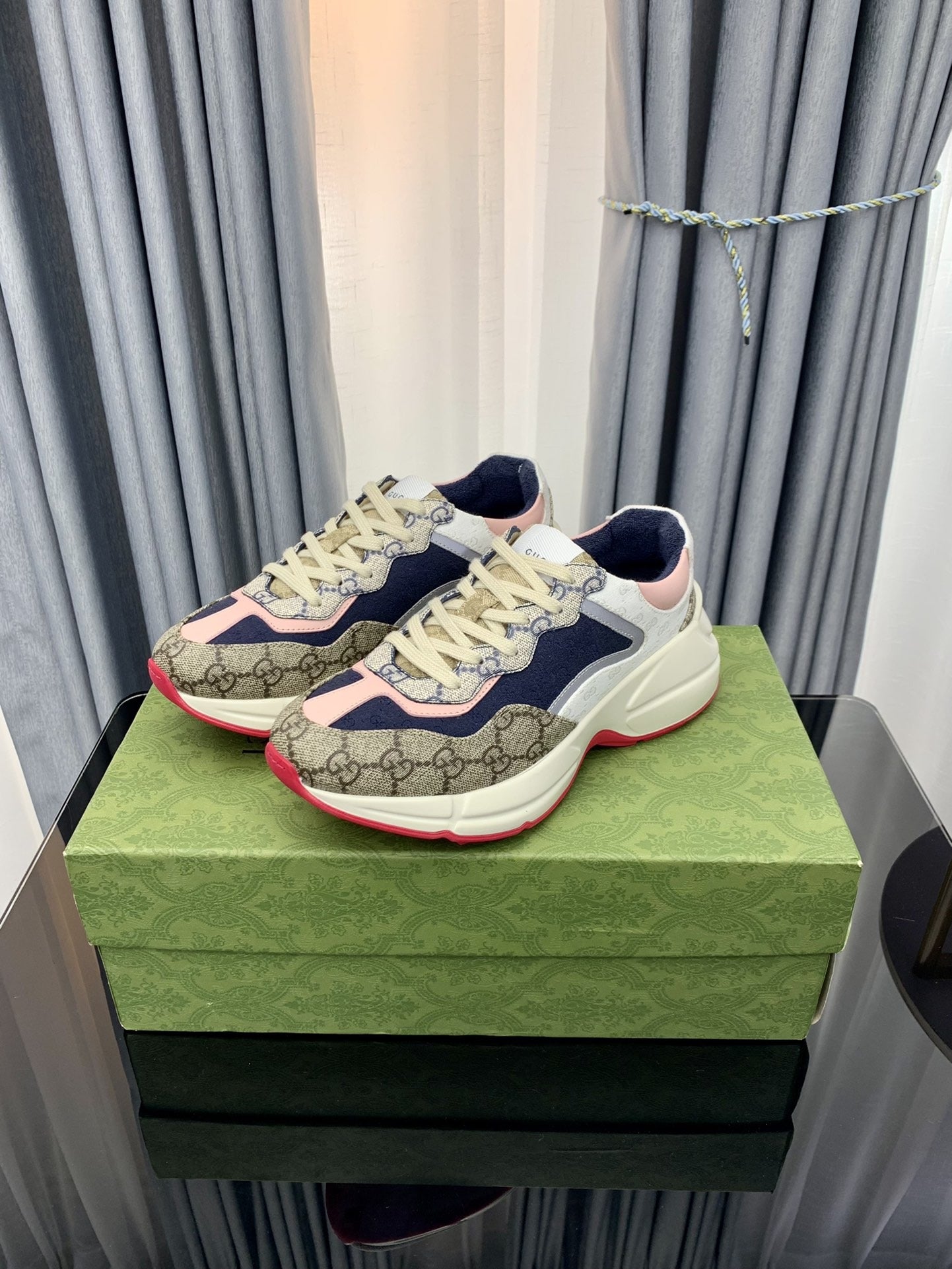 Gucci Lambskin Leather Sneakers