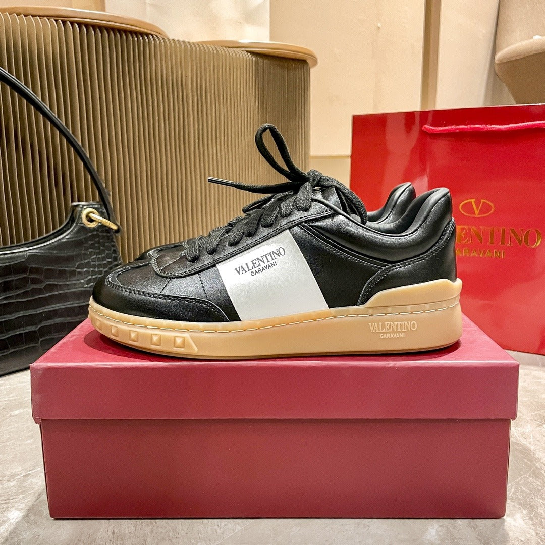 Valentino Sneakers