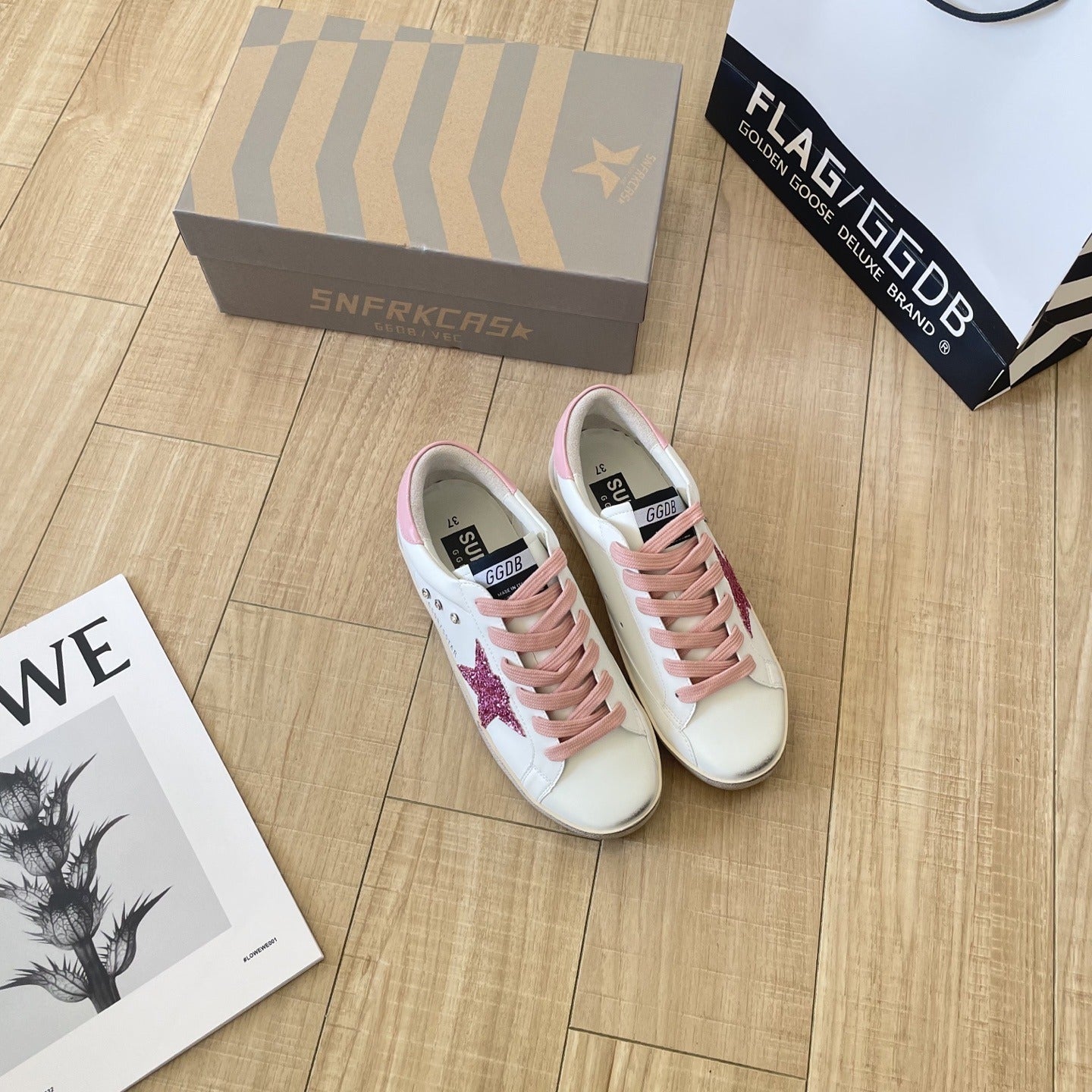 Golden Goose Calfskin Leather Vintage-Finish Sneakers
