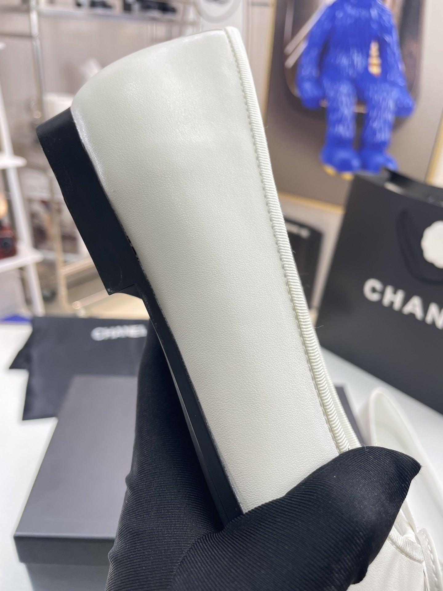 Chanel Lambskin Leather Bow Ballet Flats