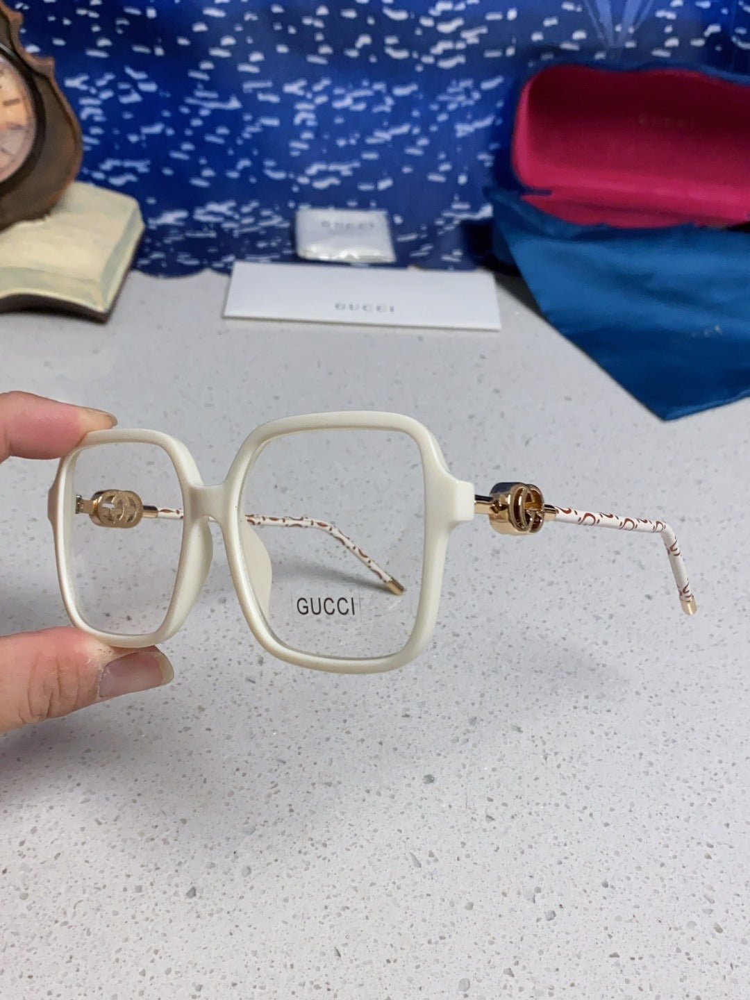 Gucci Vintage-Finish Sunglasses