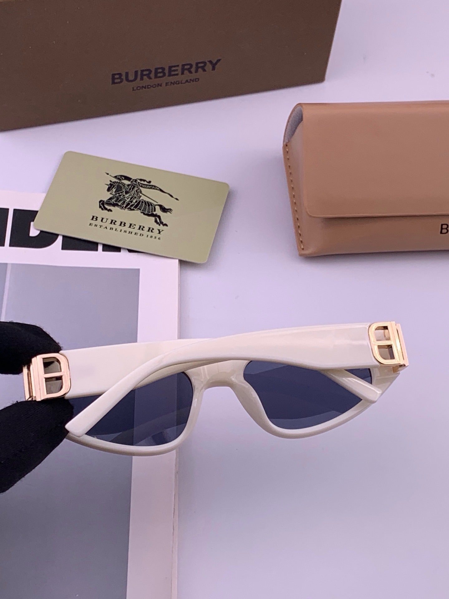 Burberry Logo Sunglasses