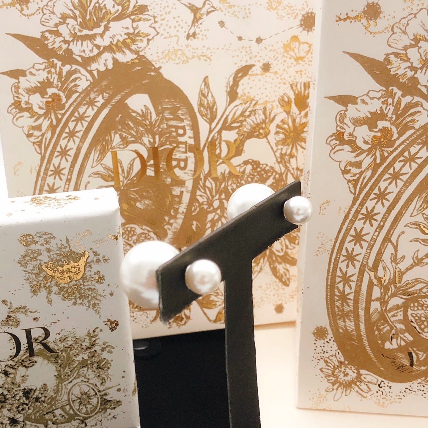Dior White Sterling Silver Pearl Earrings