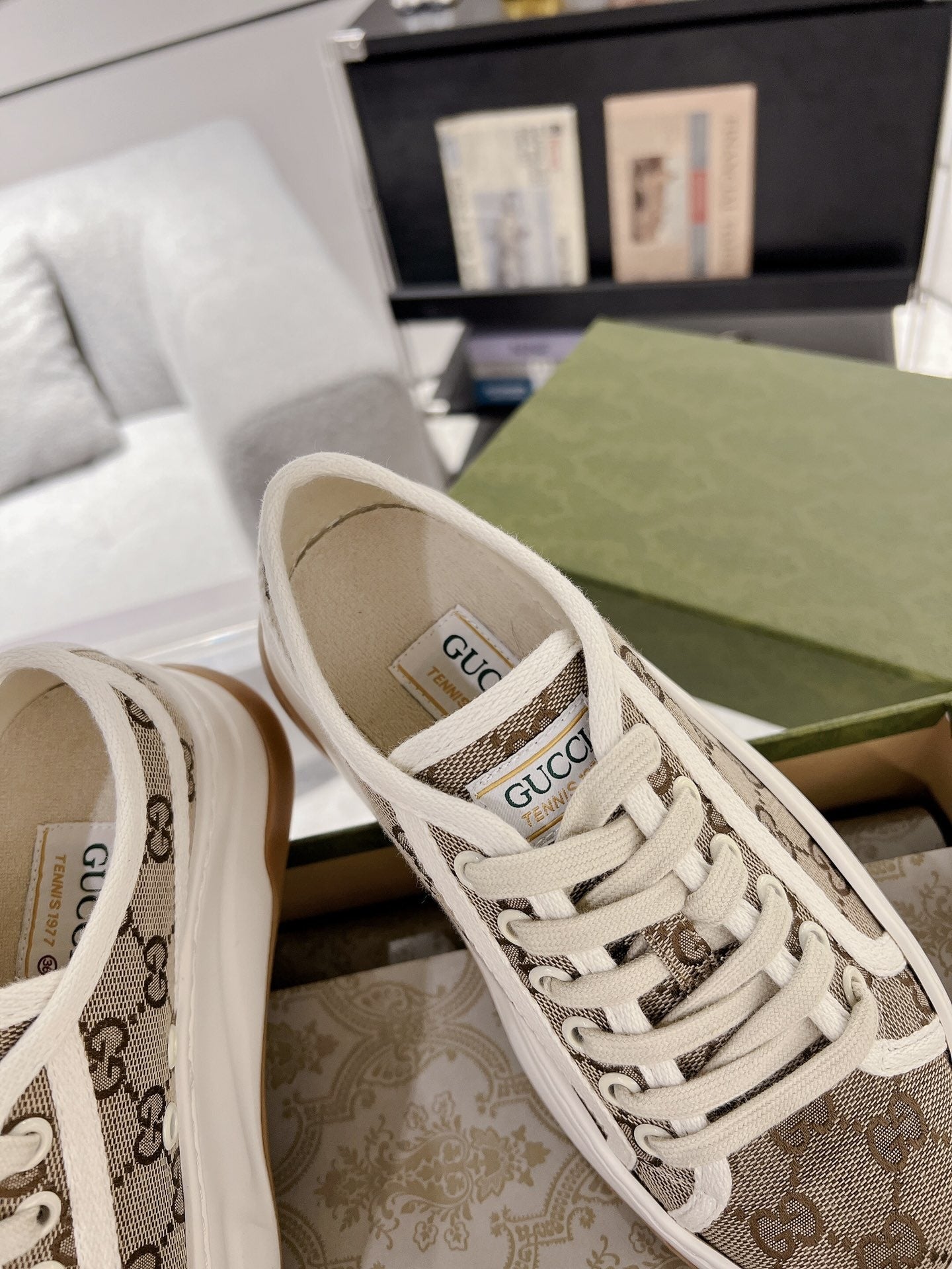 Gucci Canvas Canvas Shoes