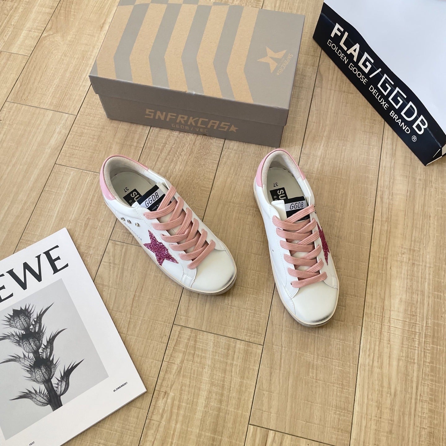 Golden Goose Calfskin Leather Vintage-Finish Sneakers