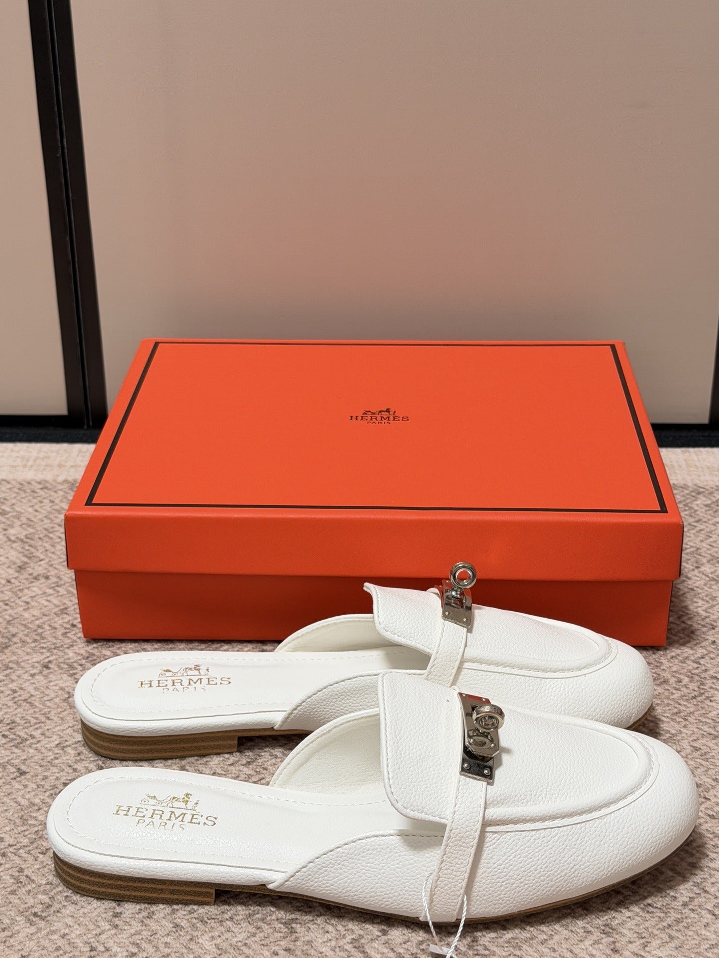 Hermes Calfskin Leather Logo Slides