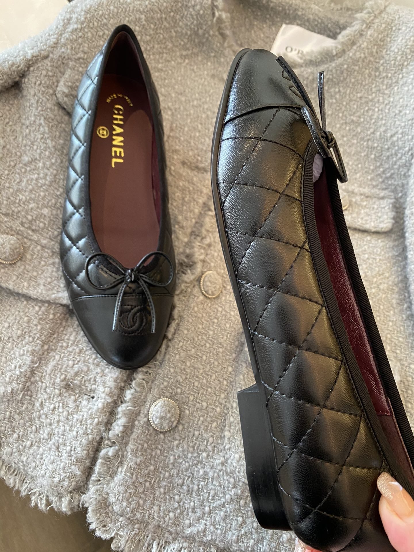 Chanel Leather Bow Ballet Flats