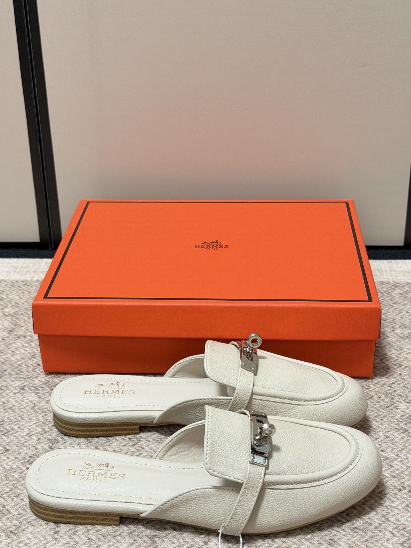 Hermes Calfskin Leather Logo Slides
