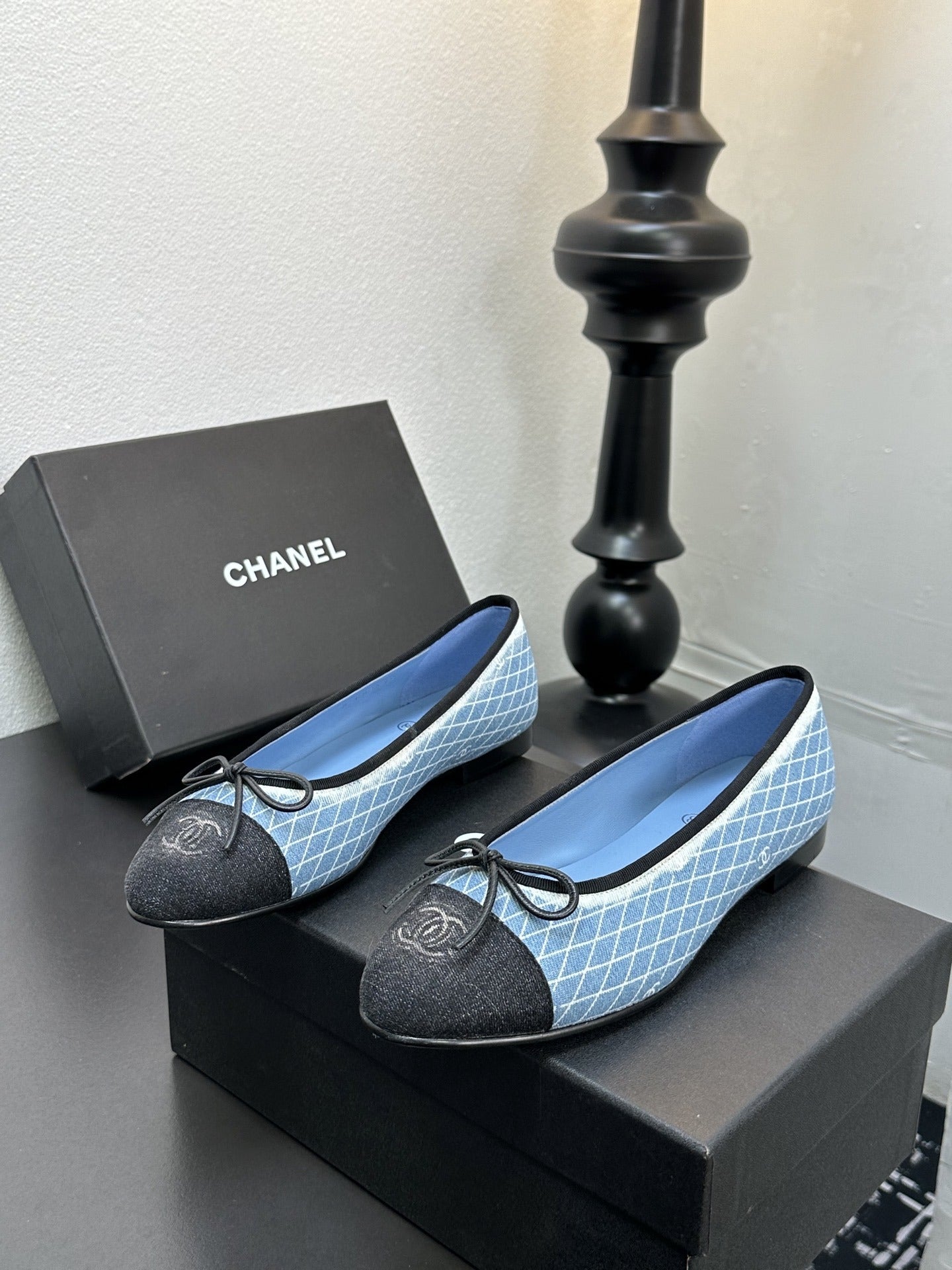 Chanel Lambskin Leather Bow Ballet Flats
