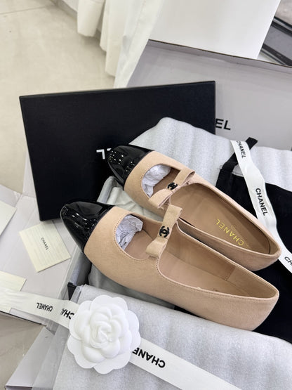 Chanel Patent Leather Bow Shoes