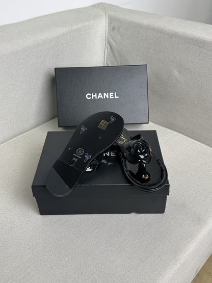 Chanel Slides