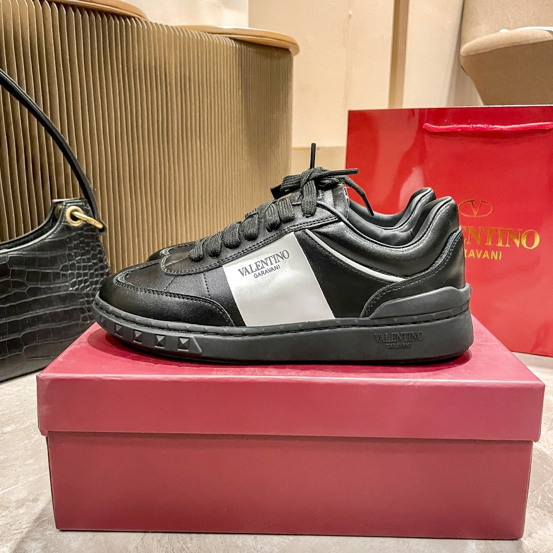 Valentino Sneakers