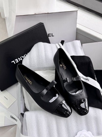 Chanel Patent Leather Bow Shoes