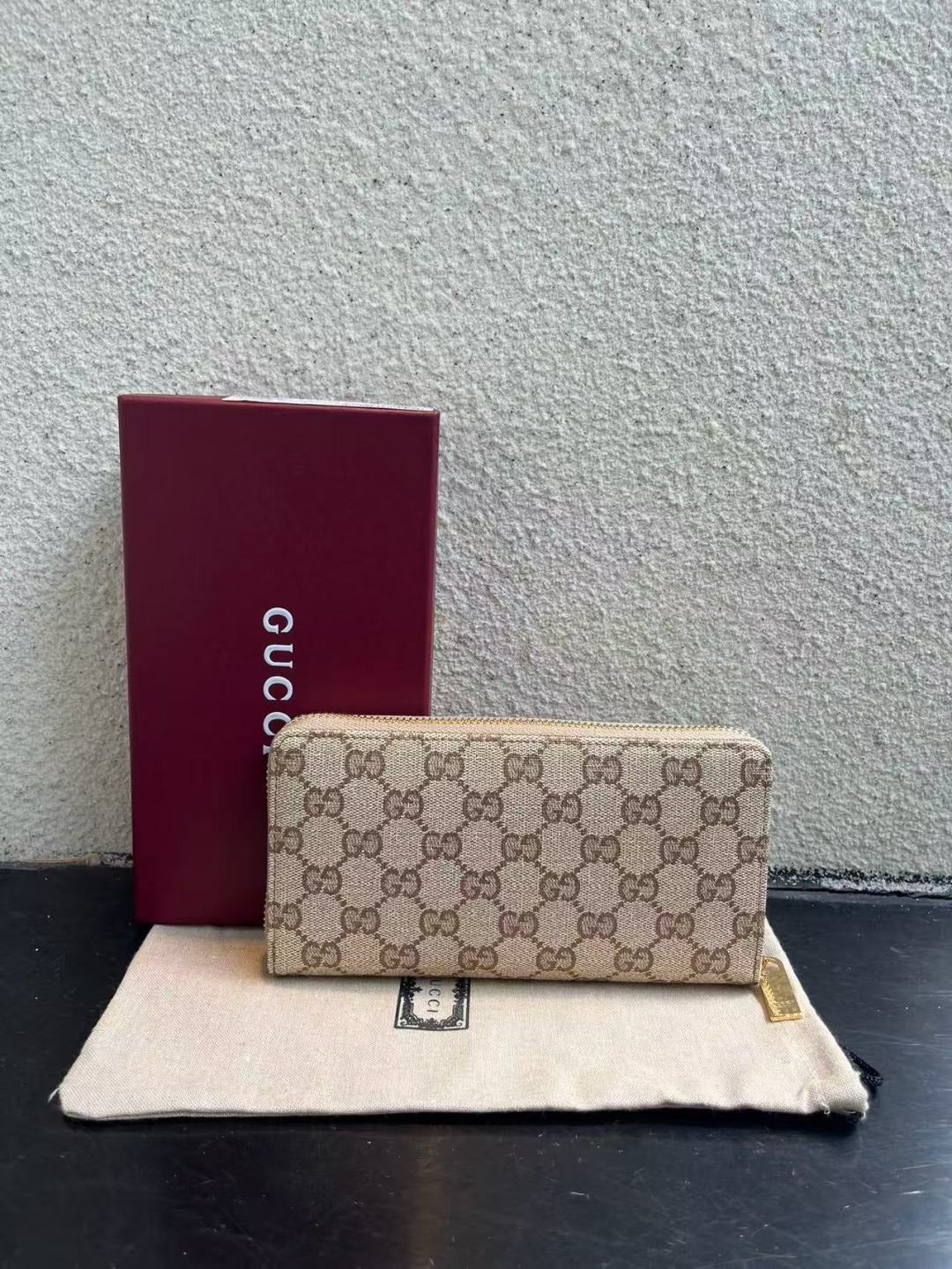 Gucci Black Canvas & Leather Zip Wallet