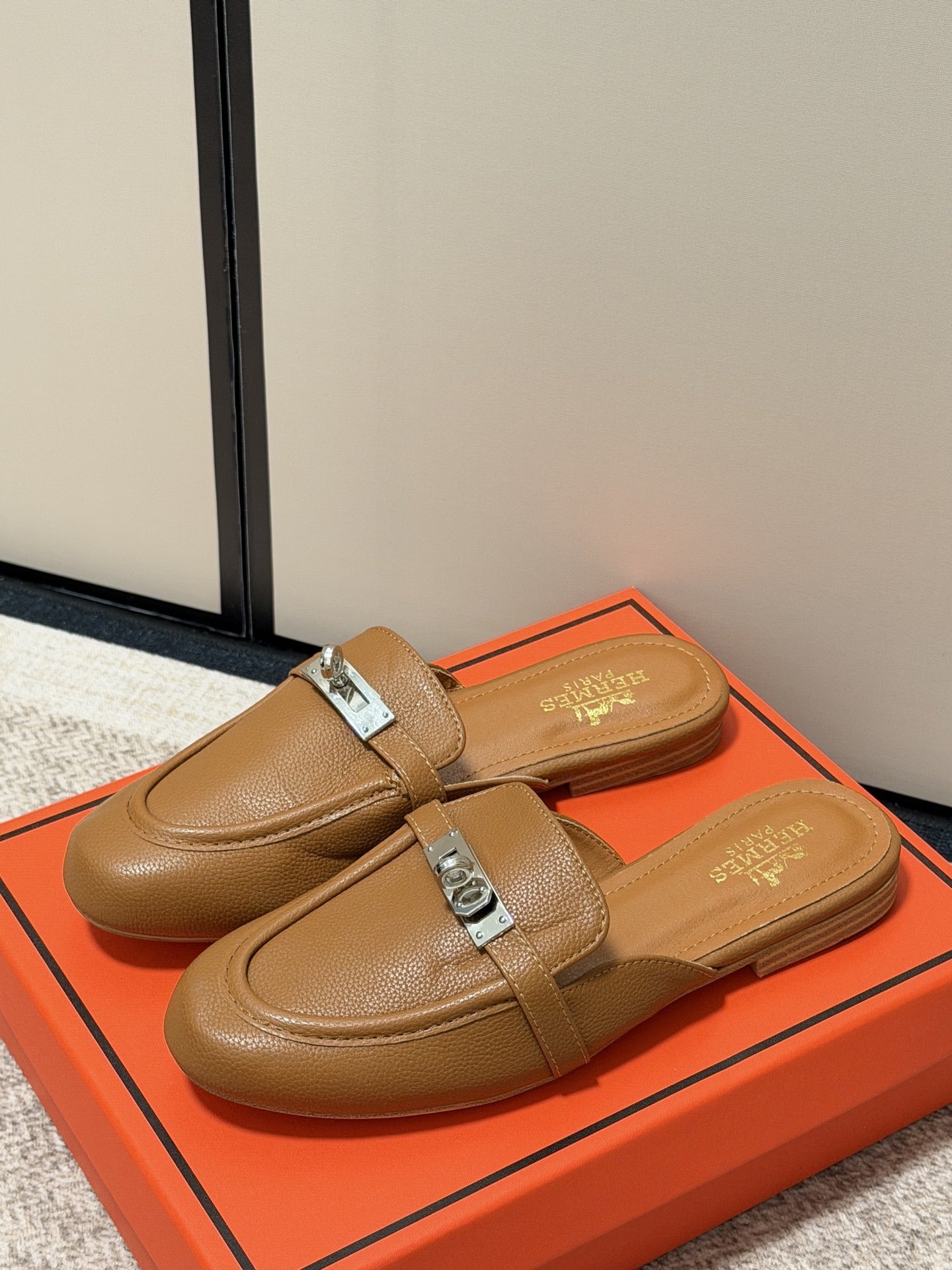 Hermes Calfskin Leather Logo Slides